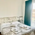 Cavour16 Rent Bedrooms Bed & Breakfast