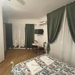 Bed & Breakfast Cavour16 Rent Bedrooms