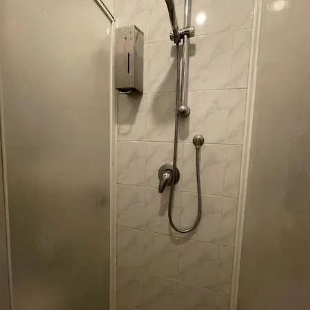 לינה וארוחת בוקר Cavour16 Rent Bedrooms 3*