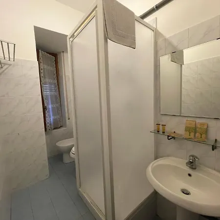 לינה וארוחת בוקר Cavour16 Rent Bedrooms 3*