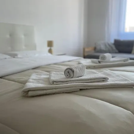 לינה וארוחת בוקר Cavour16 Rent Bedrooms 3*