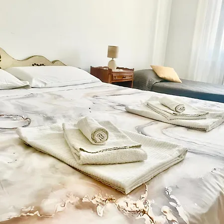 Cavour16 Rent Bedrooms 3*