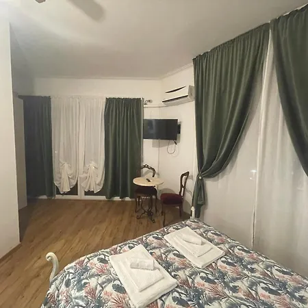 Alojamento de Acomodação e Pequeno-almoço Cavour16 Rent Bedrooms