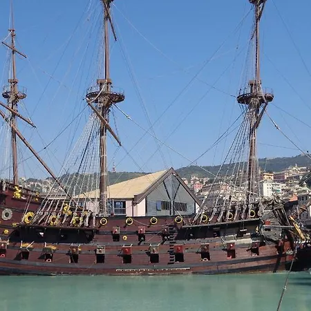 Cavour16 Rent Bedrooms לינה וארוחת בוקר