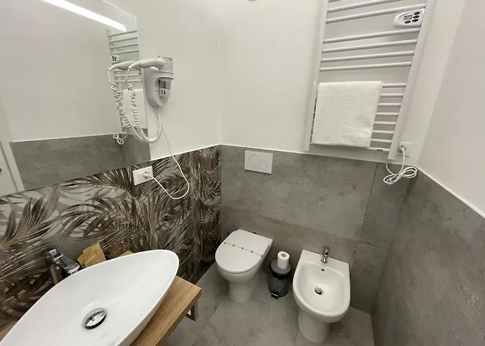 Frühstückspension Cavour16 Rent Bedrooms 3*