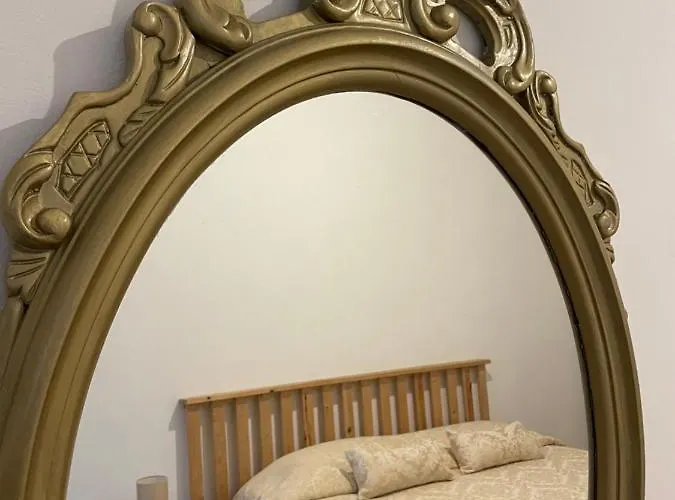 Cavour16 Rent Bedrooms