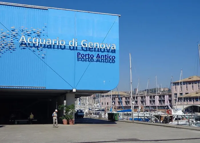 Cavour16 Rent Bedrooms 3* Genua