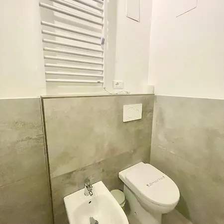 Nocleg ze śniadaniem Cavour16 Rent Bedrooms 3*