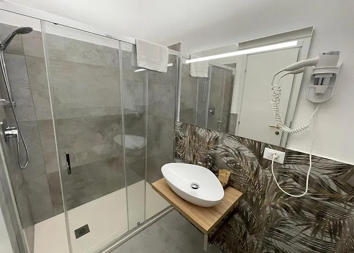 Cavour16 Rent Bedrooms