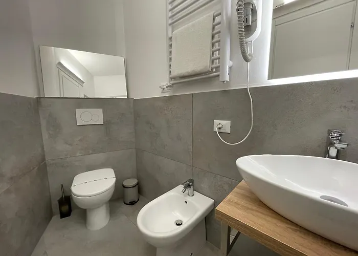 Cavour16 Rent Bedrooms 3*