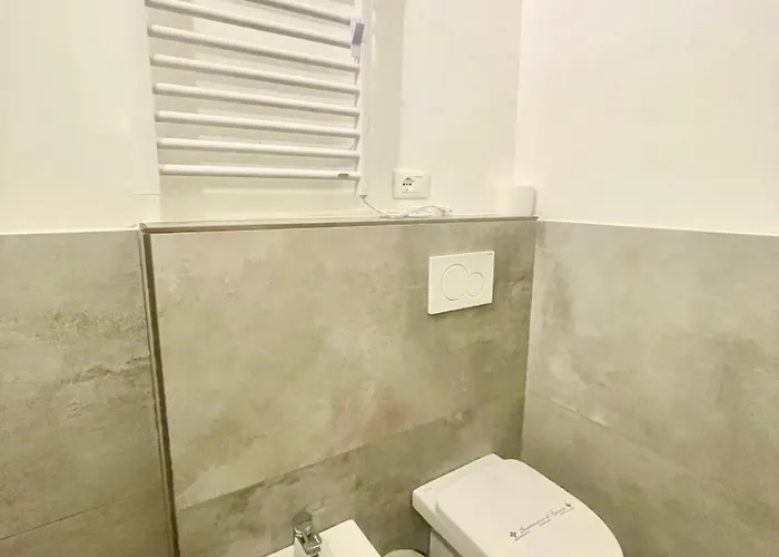 ベッド・アンド・ブレックファスト Cavour16 Rent Bedrooms 3*