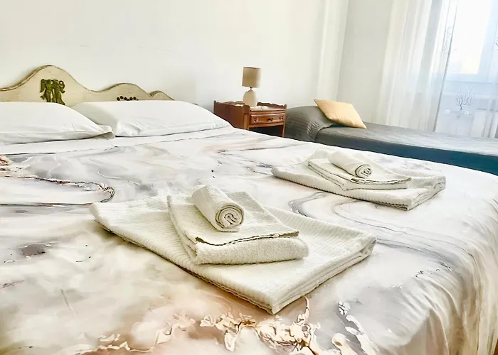 Cavour16 Rent Bedrooms 3*